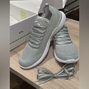 APL TechLoom Breeze Metallic Silver/White